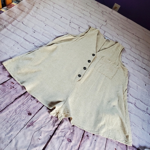 Miou Muse Sleeveless Linen Blend Romper Button Front Loose Fit Pocket Medium Tan - Picture 9 of 11